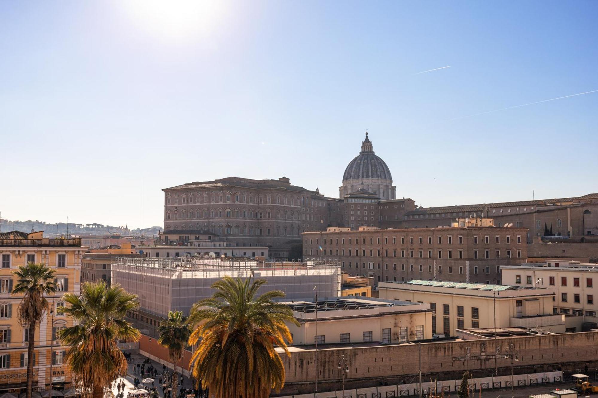 R.C. Vatican View Рим Экстерьер фото